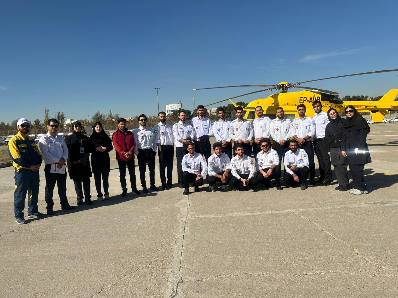 بازدید دانشجویان کارشناسی فوریت پزشکی پیش بیمارستانی از مرکز امدادهوایی 